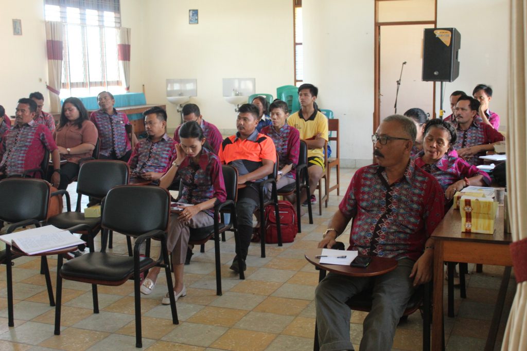 RAPAT PEMBAHASAN RAPOR PENDIDIKAN DAN PERENCANAAN BERBASIS DATA